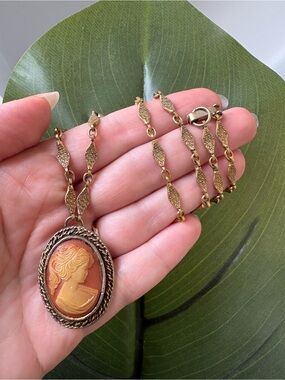 Gold Cameo Vintage Pendant Necklace with gold tone and pearl look chain